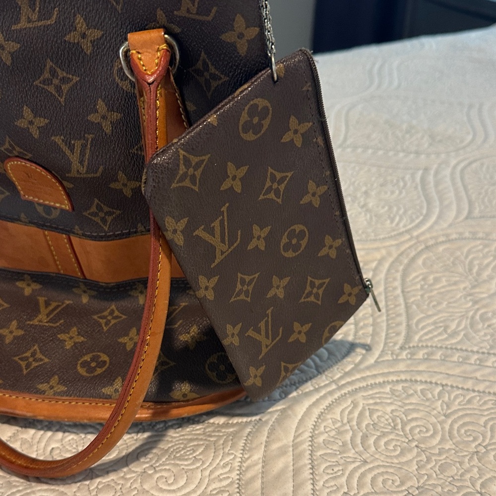 Louis Vuitton Monogram Canvas Brown and Tan Bucket Shoulder Bag - Picture 5 of 6